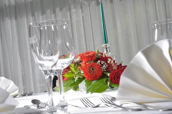 Hotel Zur Windmuehle - Parkplatz Und Fruehstueck Inklusive -