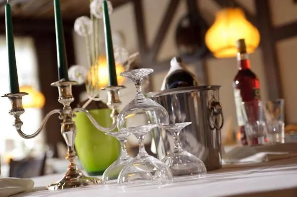 Hotel Zur Windmuehle - Parkplatz Und Fruehstueck Inklusive - Stapelfeld